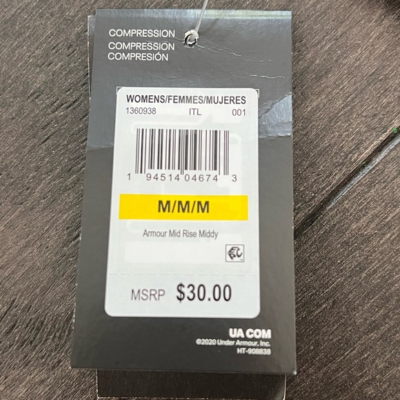 #SOLD#Under Armour black compression shorts, athletic shorts - Picture 3 of 4